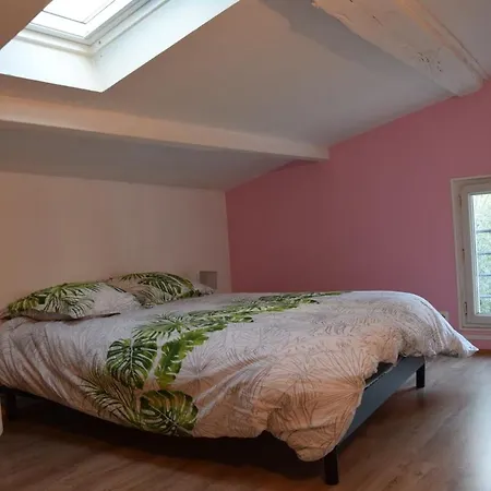Calmes, Pres De La Rochelle Et Des Plages Holiday home