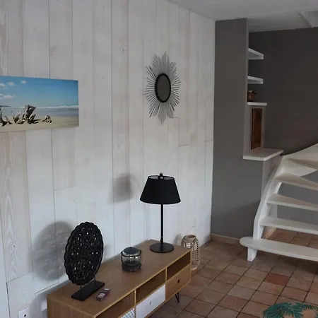 Calmes, Pres De La Rochelle Et Des Plages Holiday home Saint-Rogatien